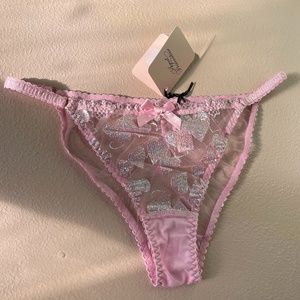 SALE NWT Agent provocateur Milena brief heart motif